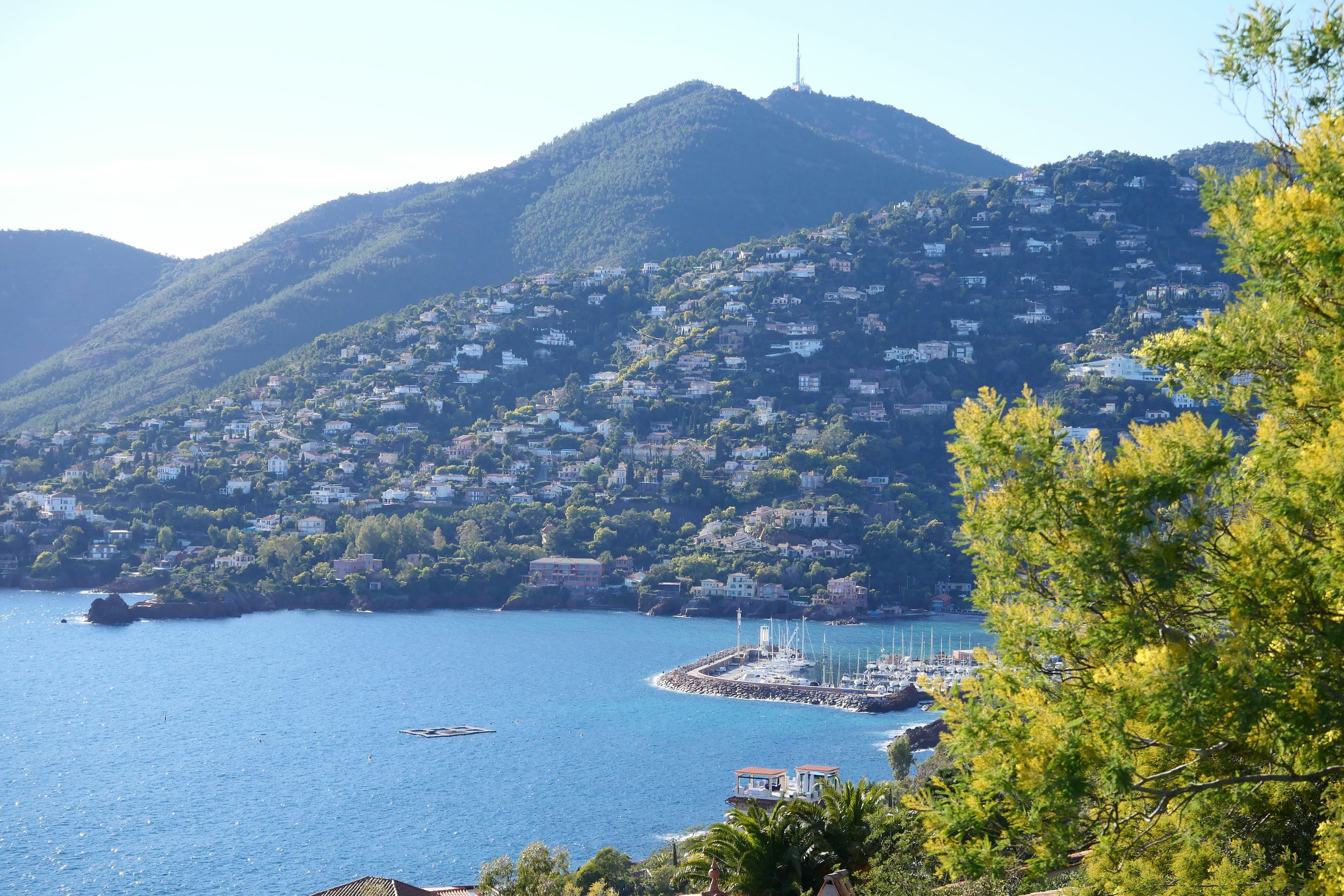 Vue sur mer dans le Var